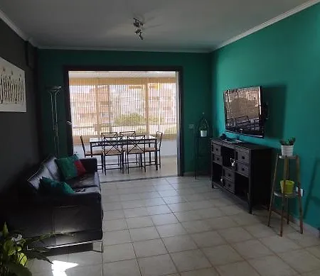 Apartamento La Pineda Apartman